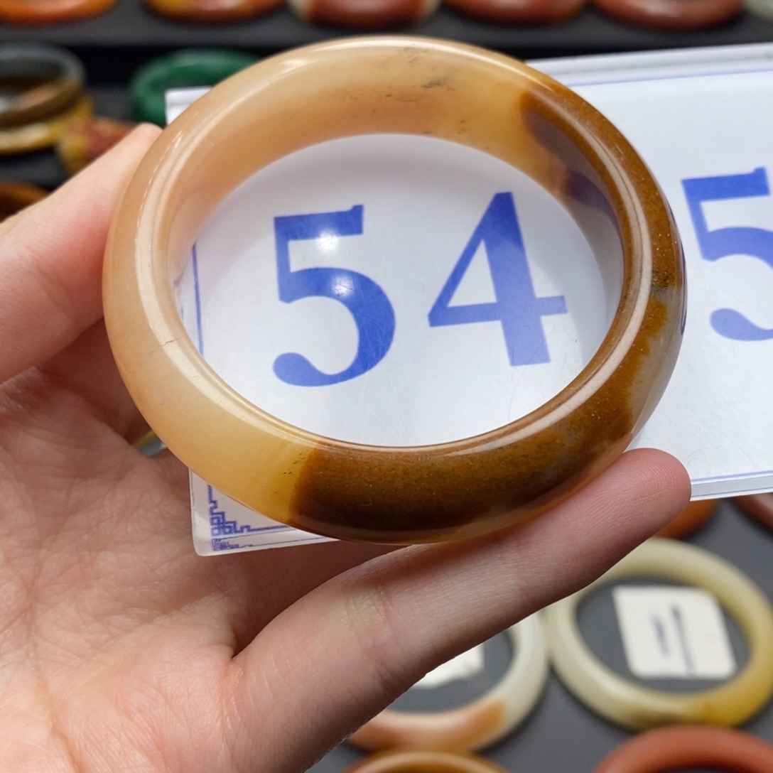 石英质玉（黄龙玉）手镯未镶嵌