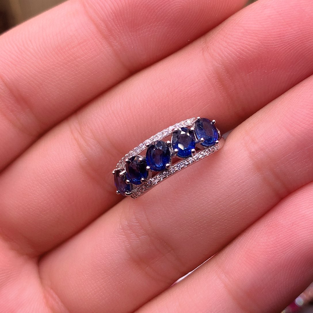 蓝宝石戒指银S925镶嵌