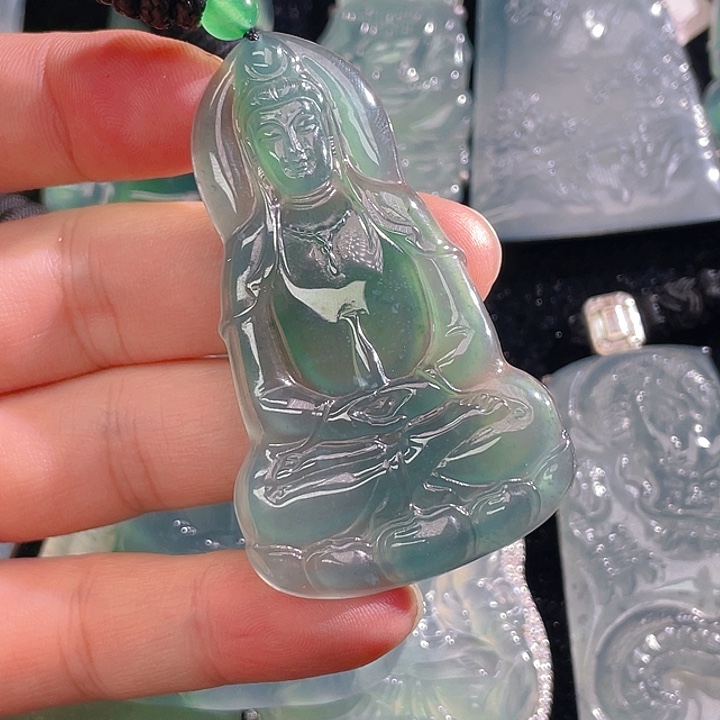 翡翠颈饰未镶嵌58，