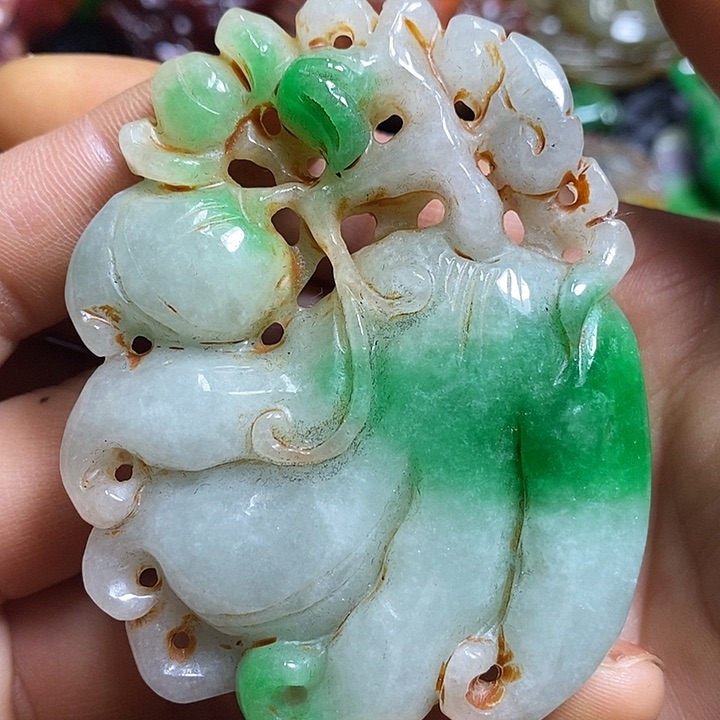 紫金钵盂菩提吊坠春**月