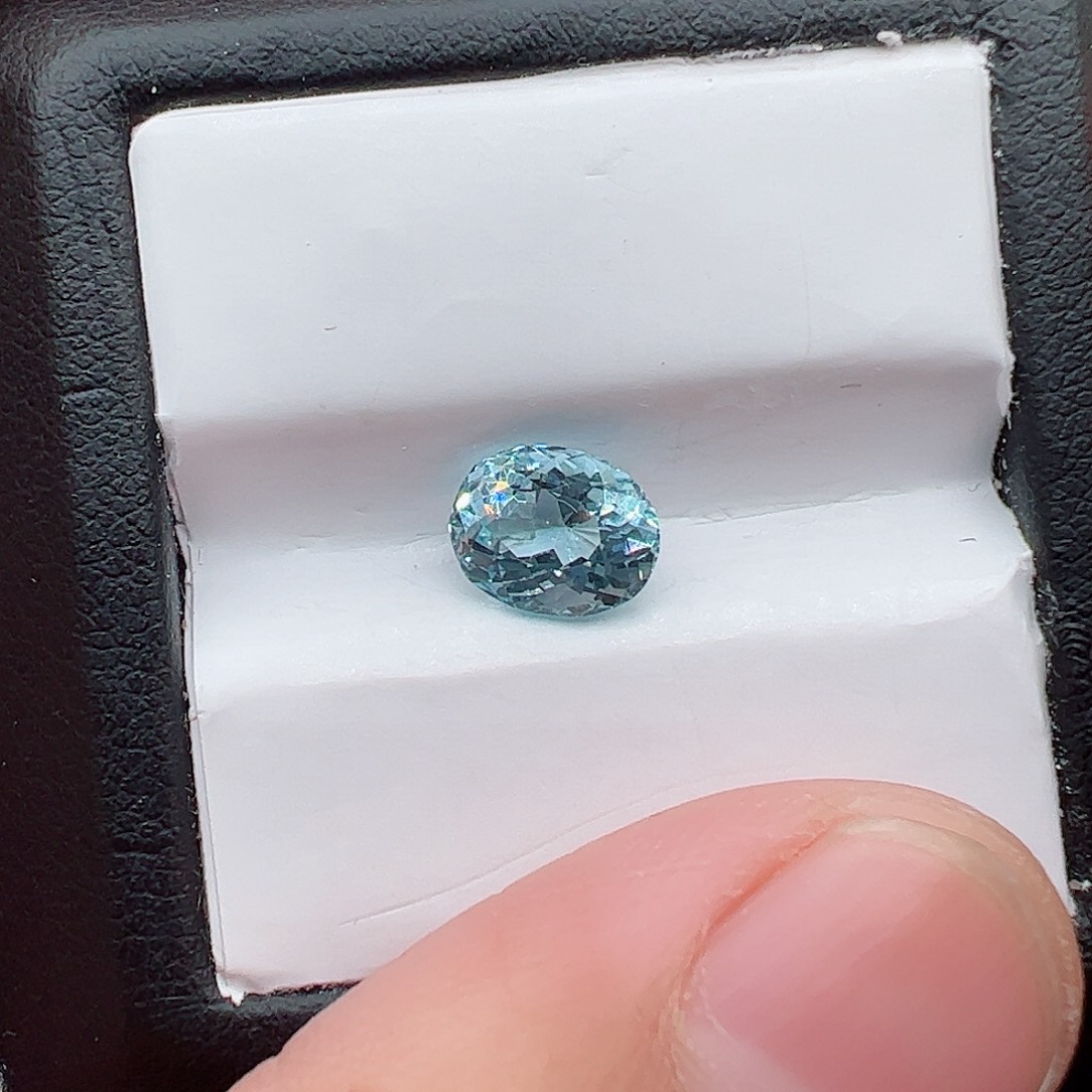 海蓝宝石裸石未镶嵌1.63克拉