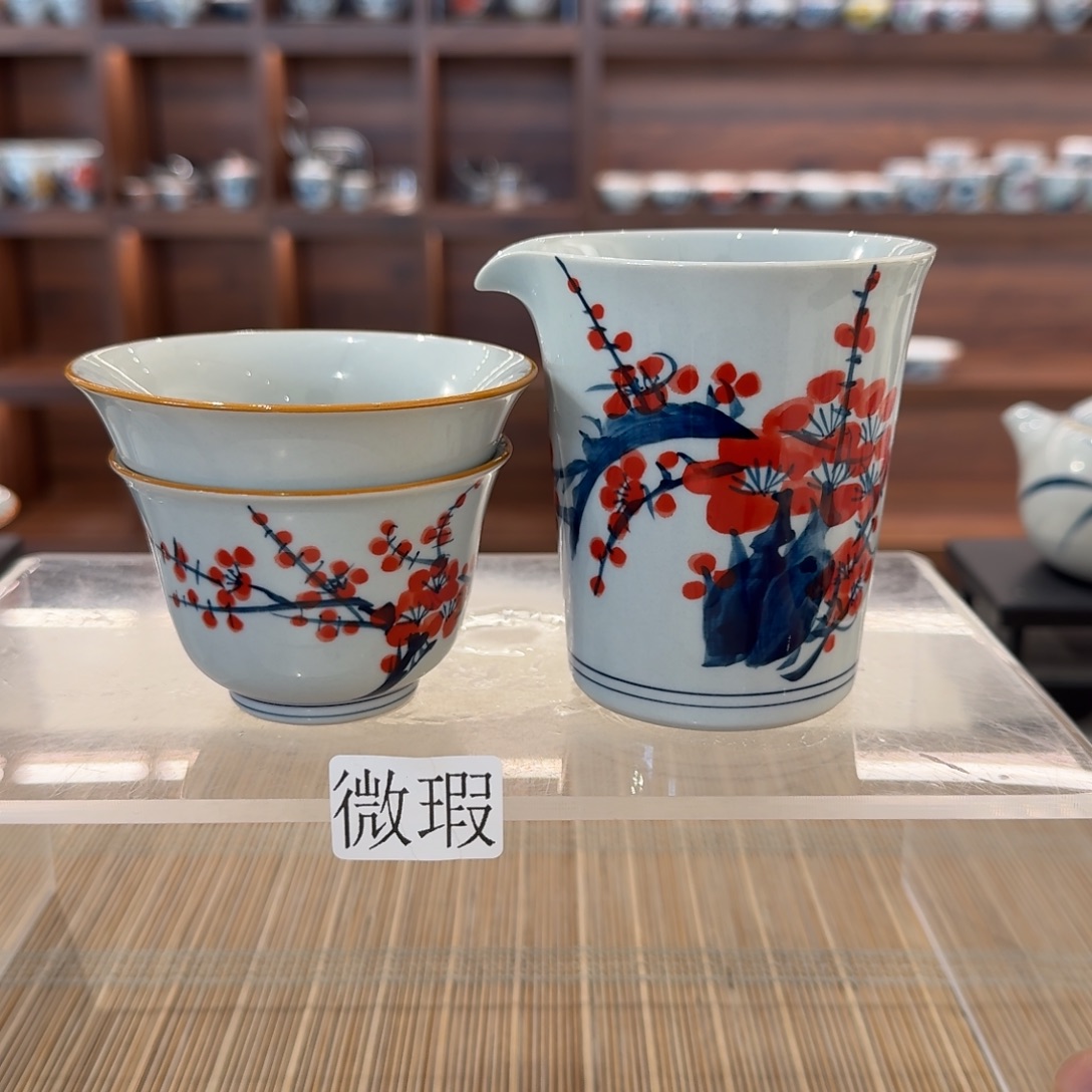 釉下手绘茶具微瑕