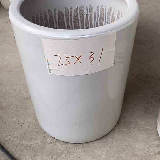 陶瓷花盆白直桶中