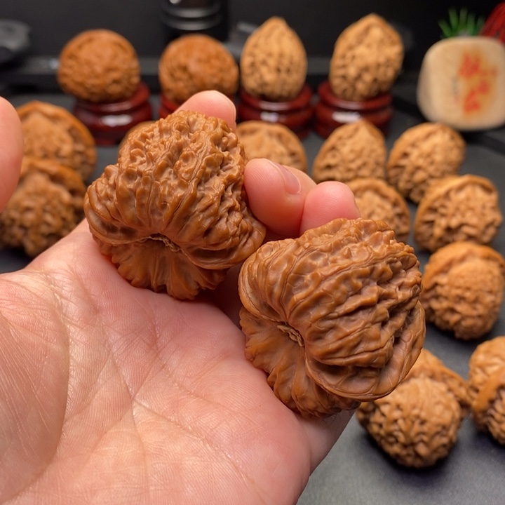 把件文玩核桃41尺金蟾凹底