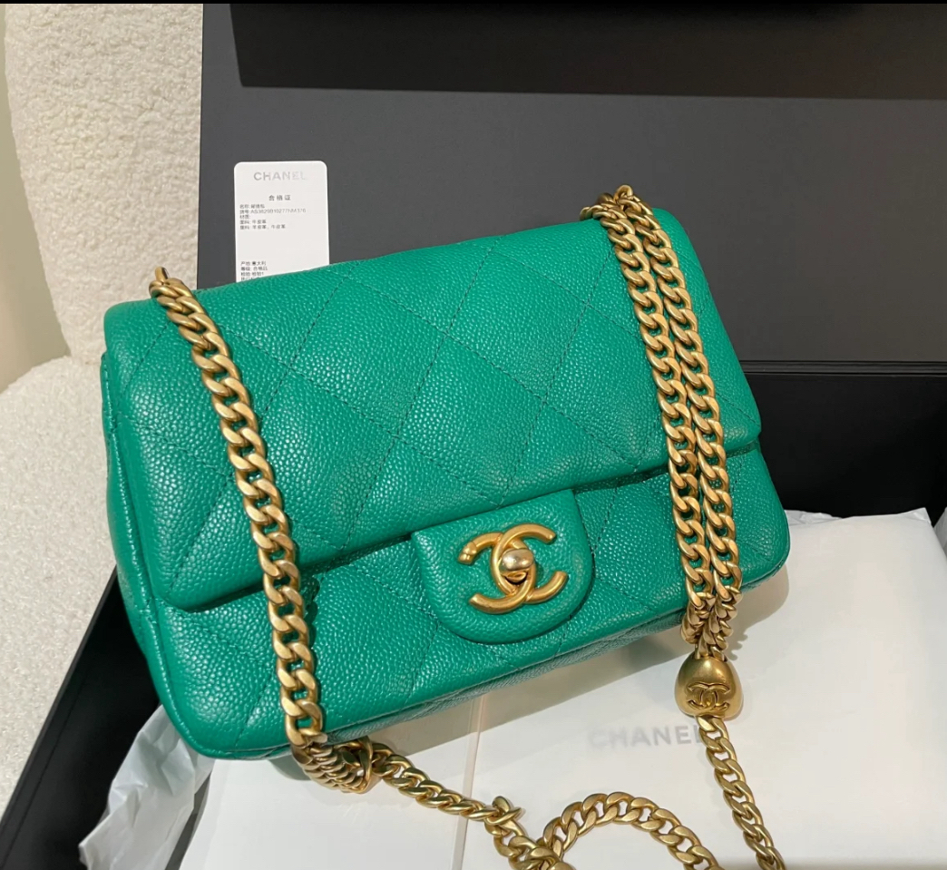99新 Chanel/香奈儿 多多奢品/香奈儿荔枝牛23p爱心方胖挎包/99新