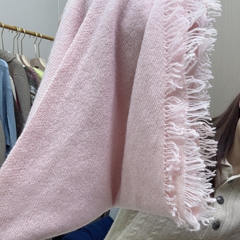 羊绒粉色围巾特价