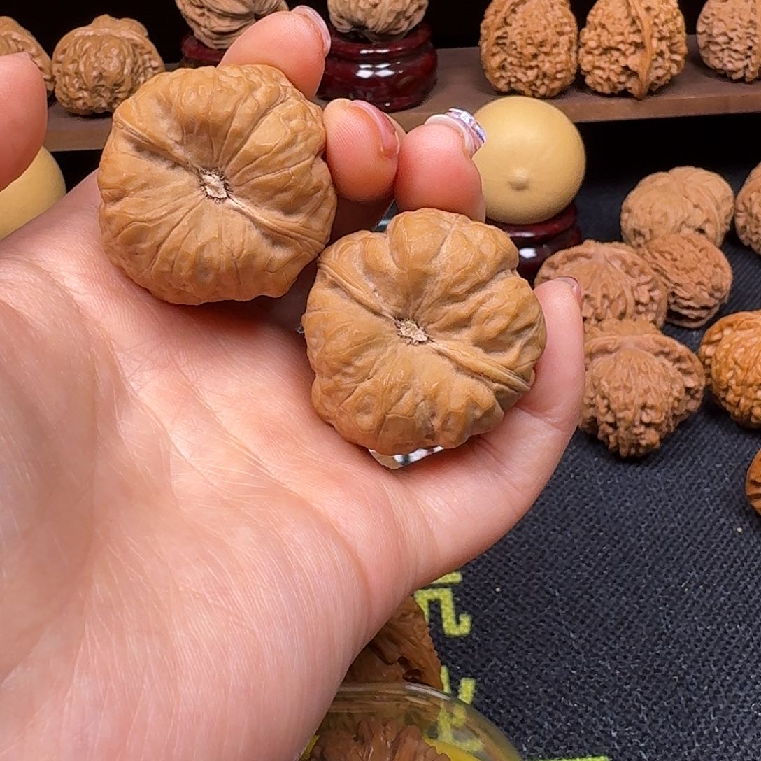 文玩核桃吊坠38古蟾