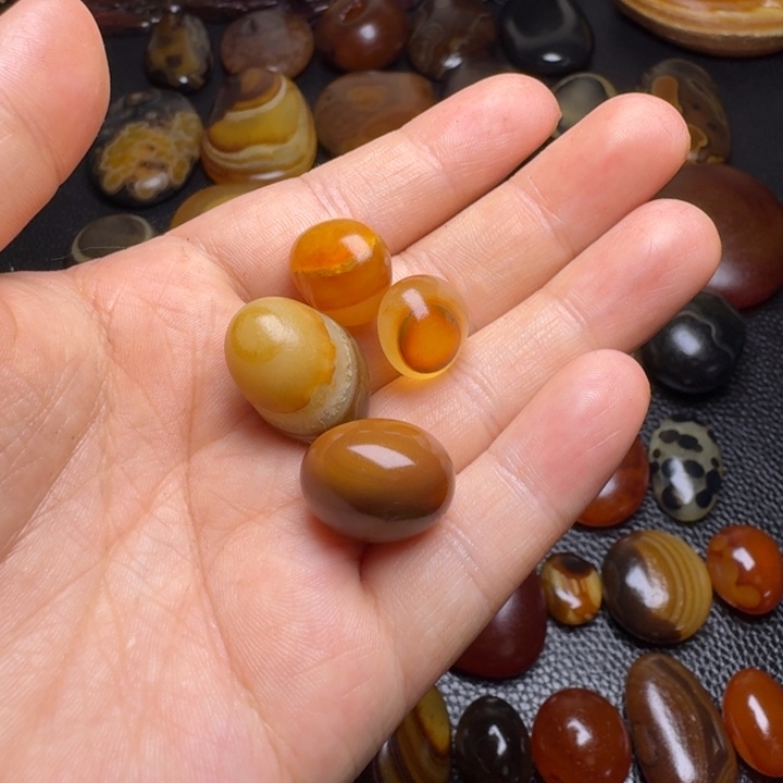 砖雕春****温马达加斯加奇石