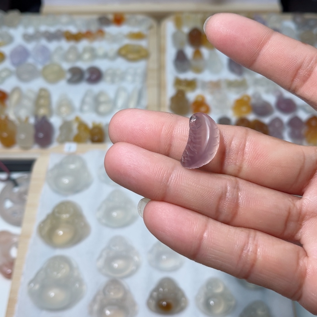 玛瑙/玉髓颈饰合金