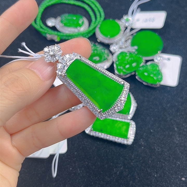 翡翠吊坠(不含链)银S925镶嵌