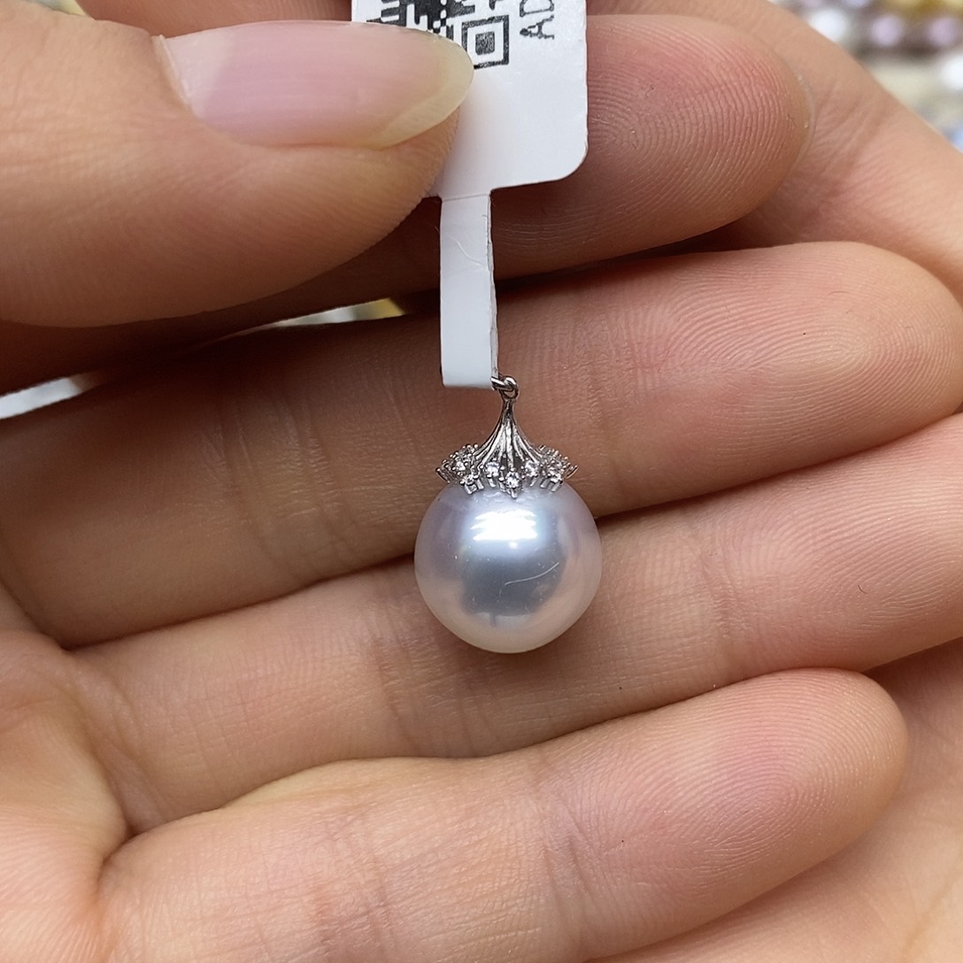 吊坠(不含链)18K金镶嵌海水珍珠AD0036