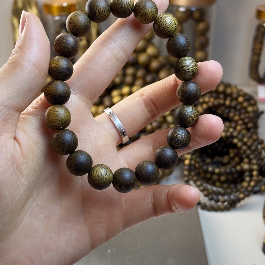 沉香沉香碎屑卡1.0 8克