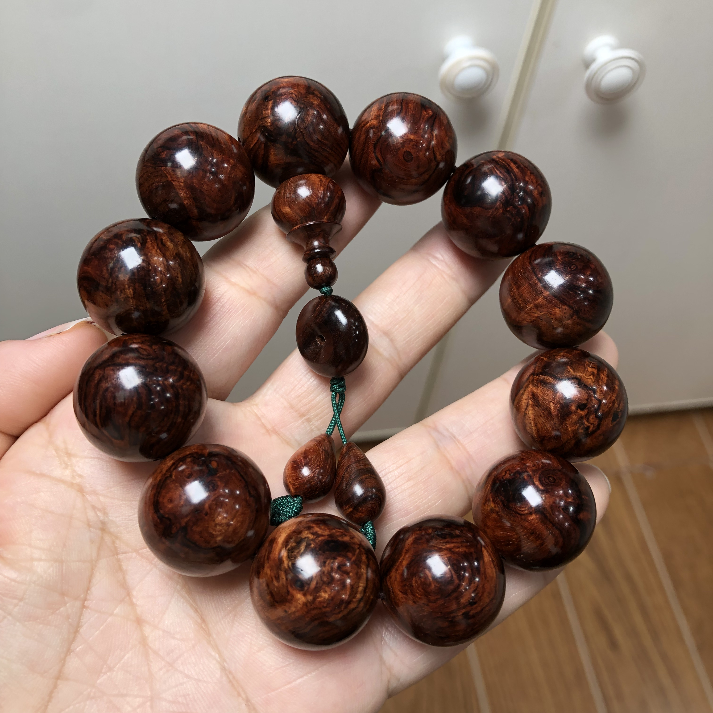 收藏级2.0cm海南黄花梨老油梨紫油梨水波瘤疤手串