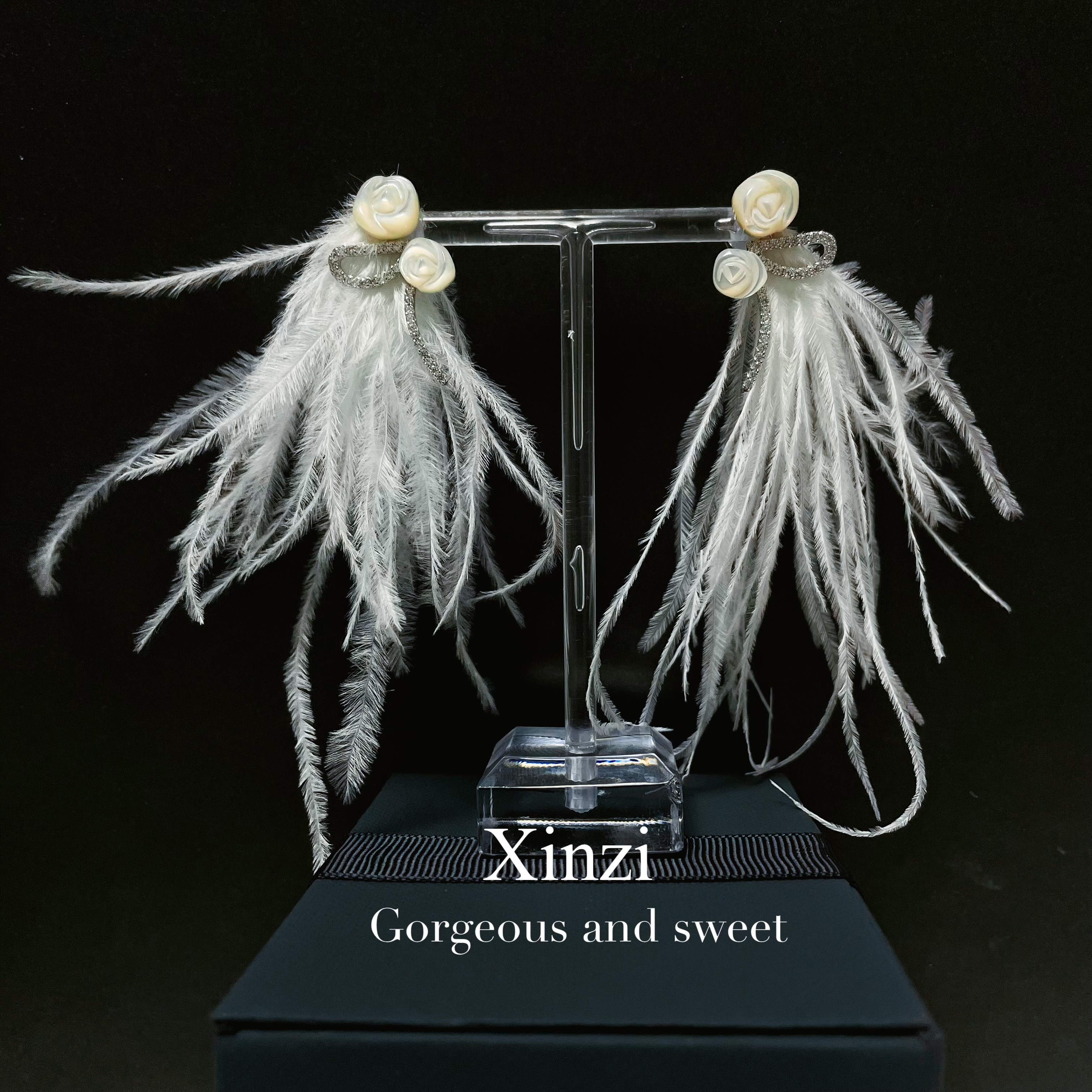 铜合金羽毛耳饰 优雅轻奢高级感白玫瑰羽毛耳环时尚个性气质长款