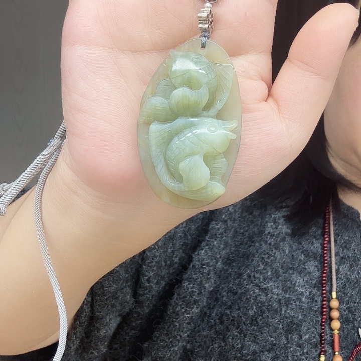 蛇纹石玉合金颈饰