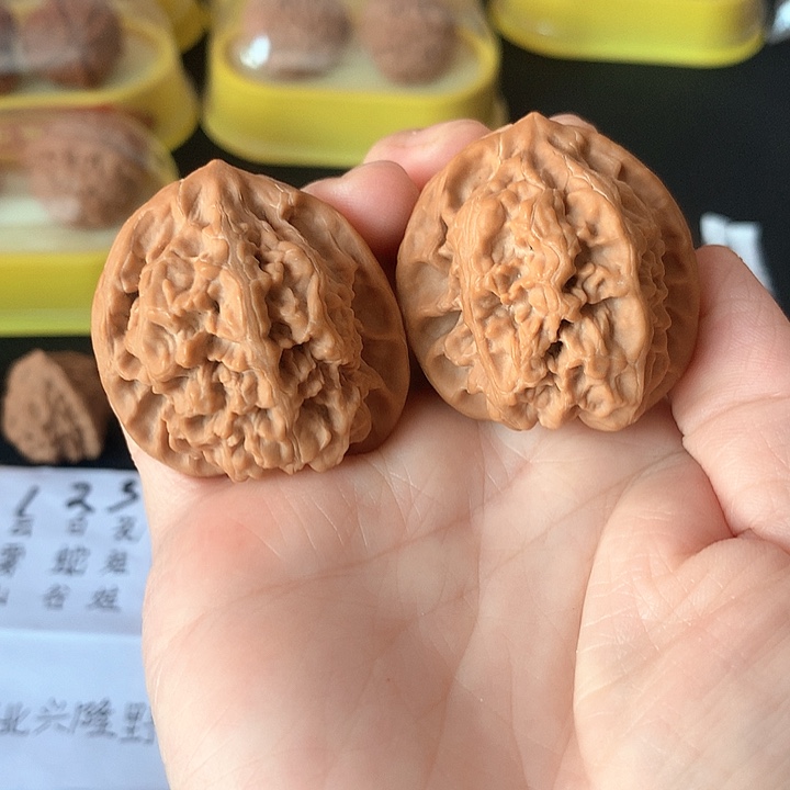 文玩核桃吊坠3.95马蹄