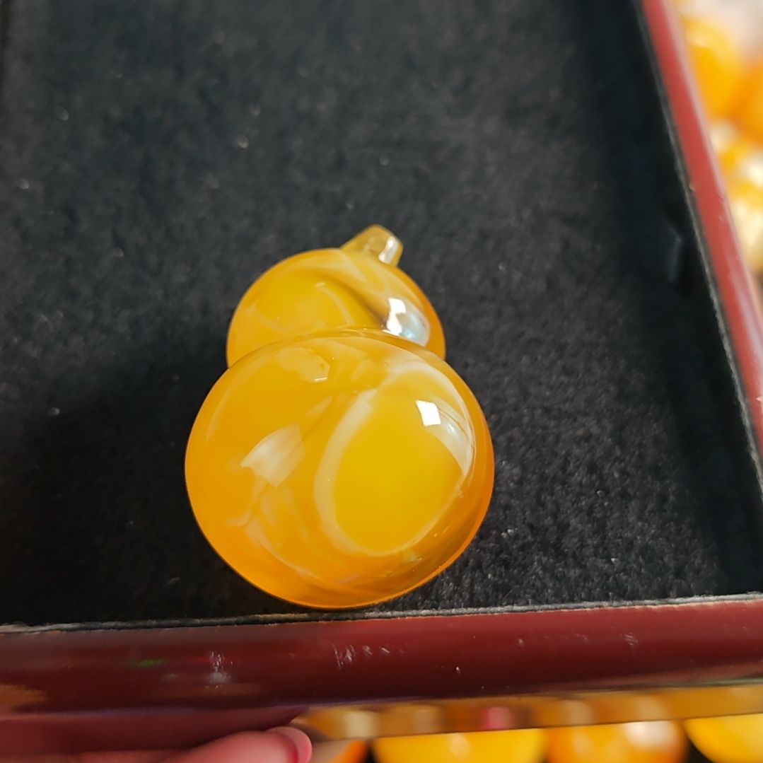 蜜蜡吊坠(赠链)未镶嵌