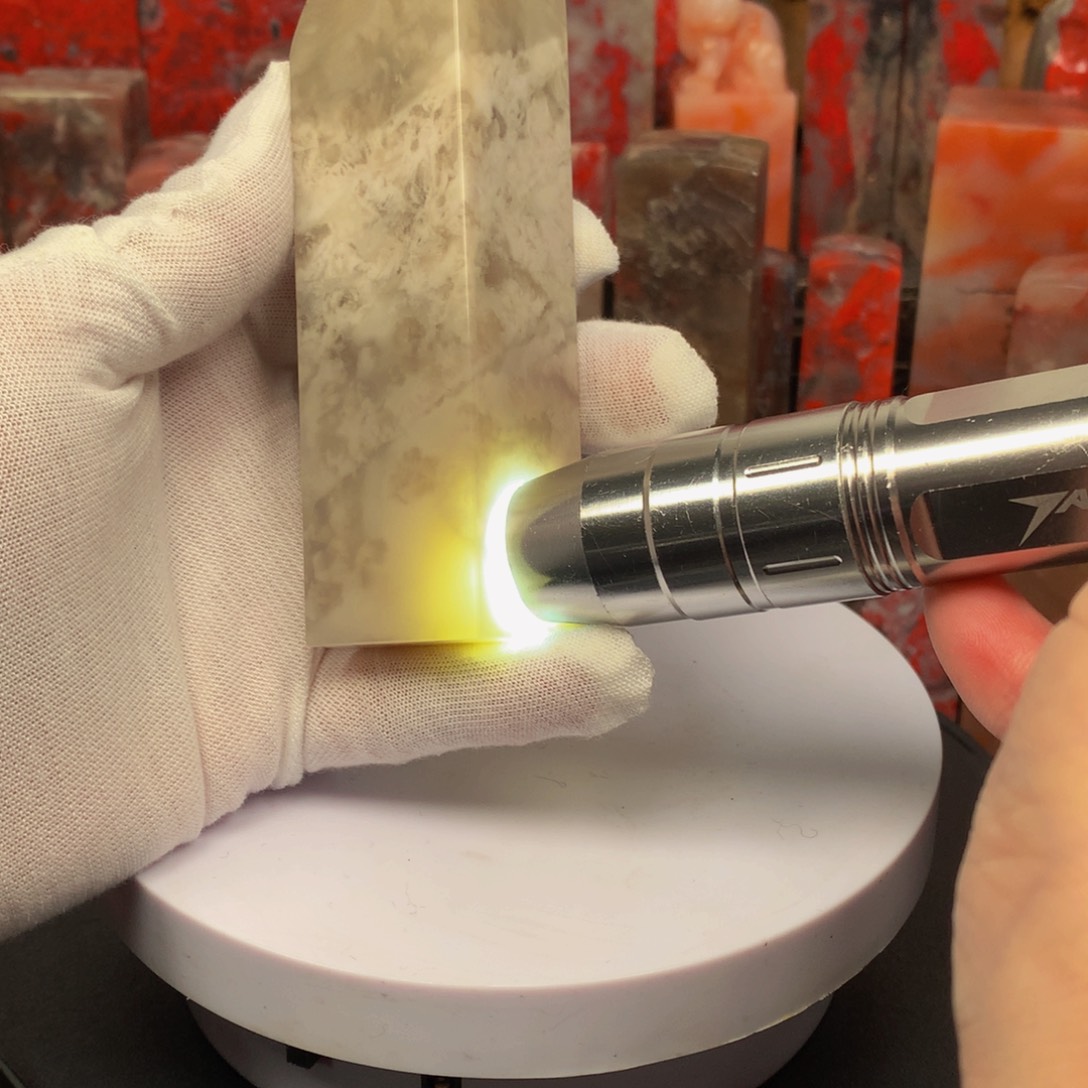 昌化石荔枝冻雪花冻印章