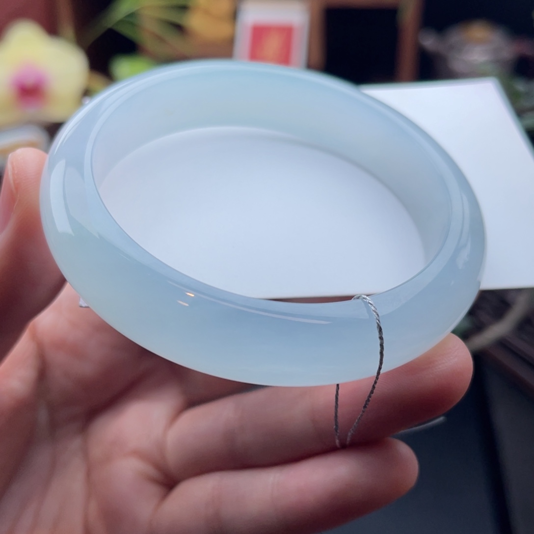 未镶嵌手镯翡翠白月光