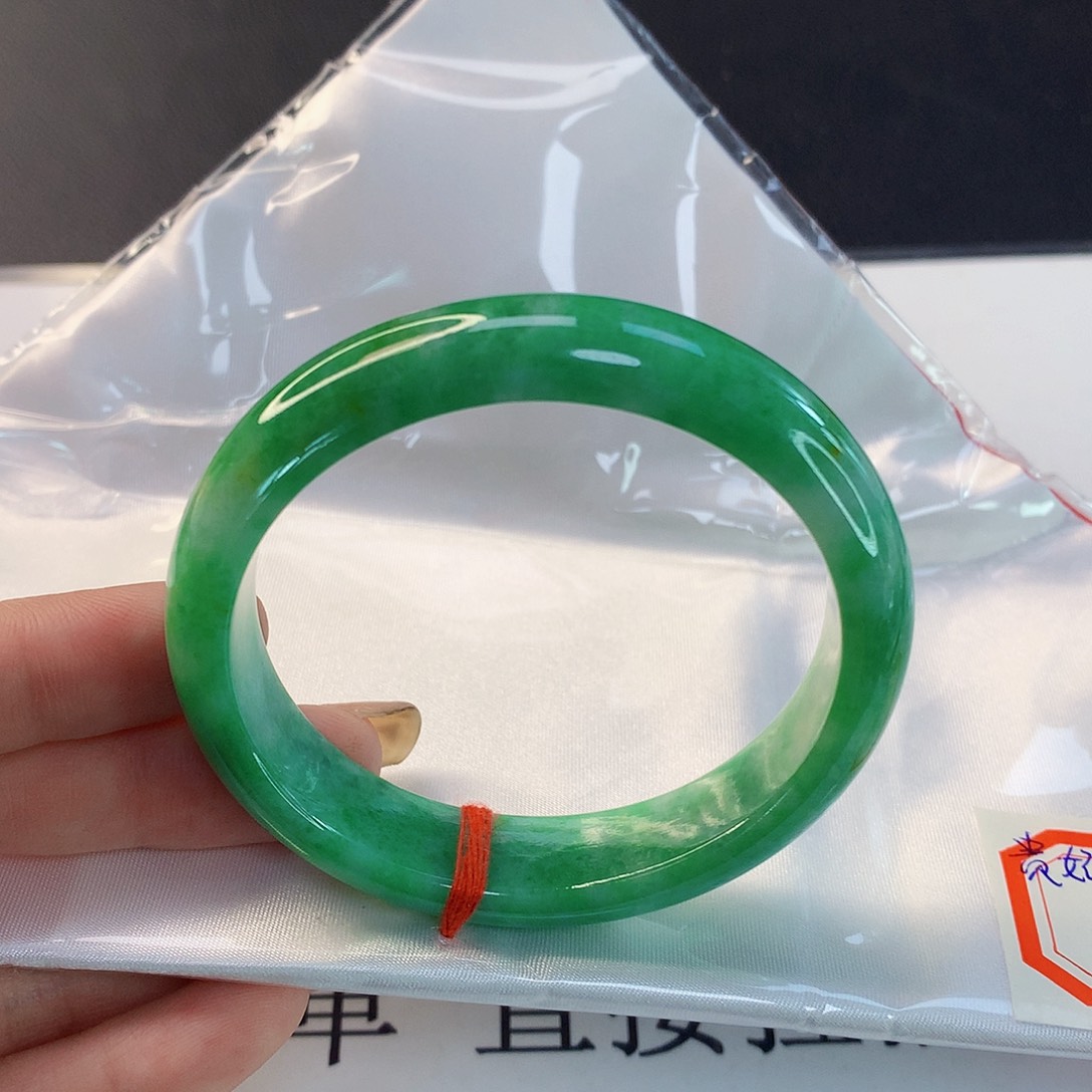 翡翠手镯未镶嵌天然翡翠A货209贵妃