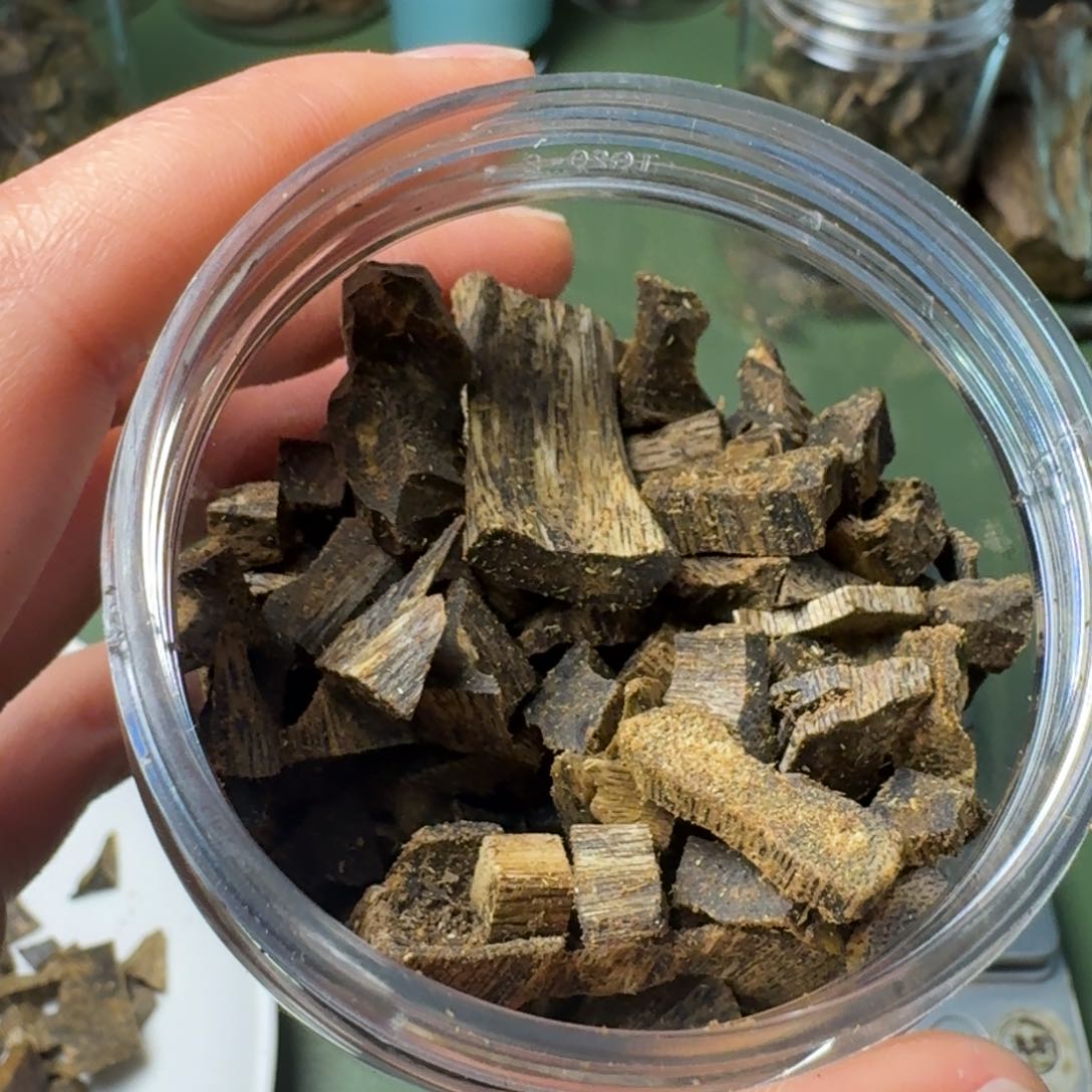 沉香手把件海南张勺子牛肉干块料52克