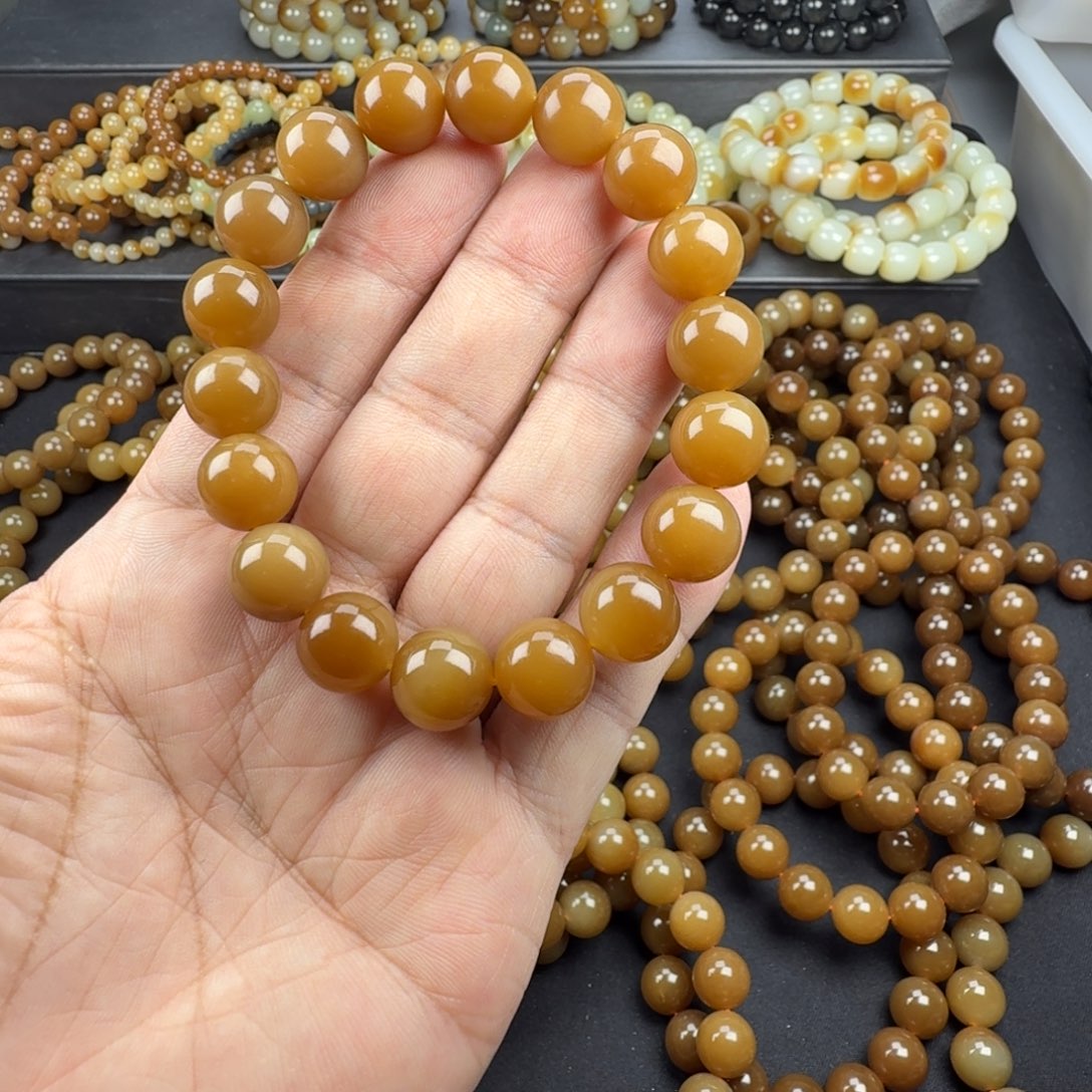 和田玉未镶嵌手链