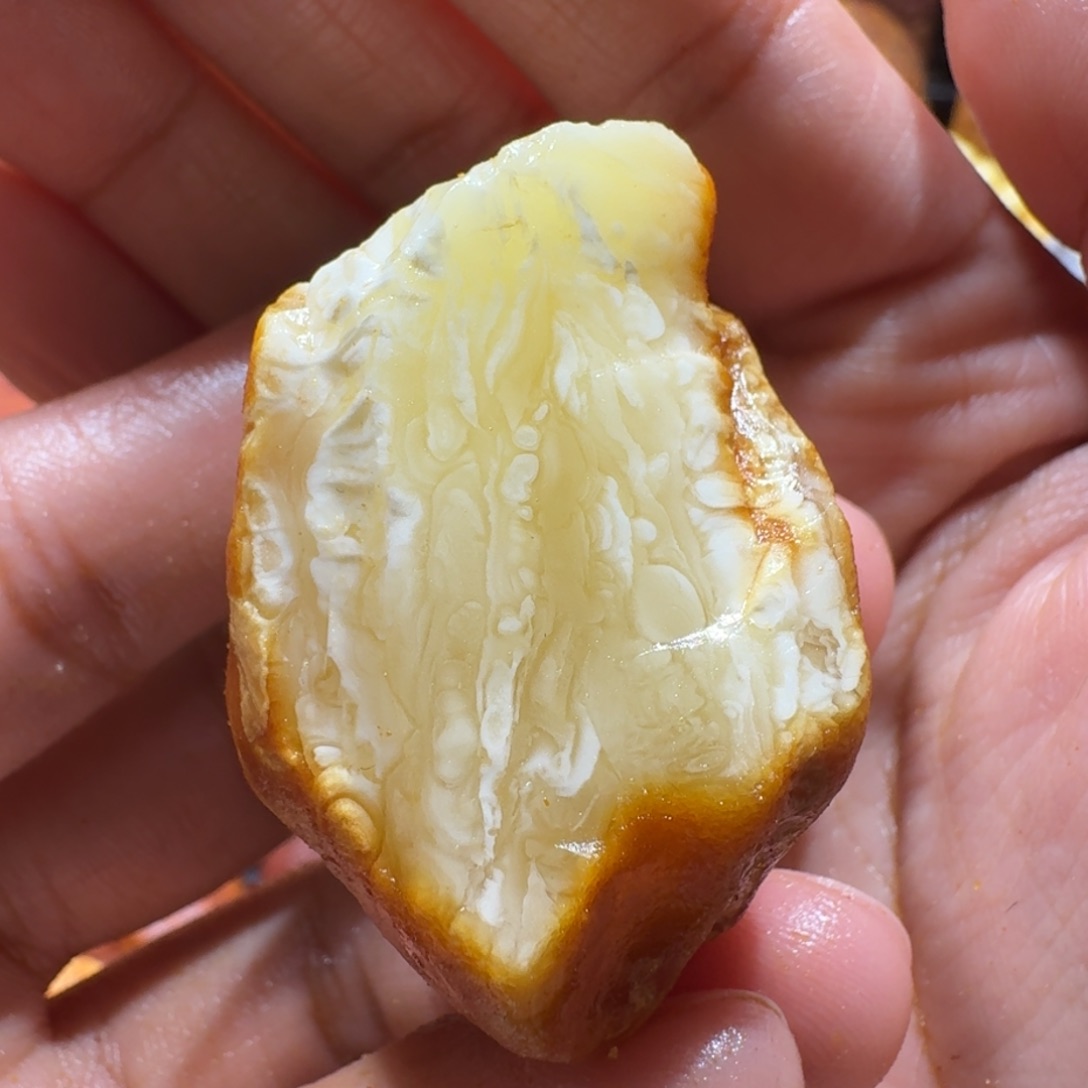 定制琥珀未镶嵌定制