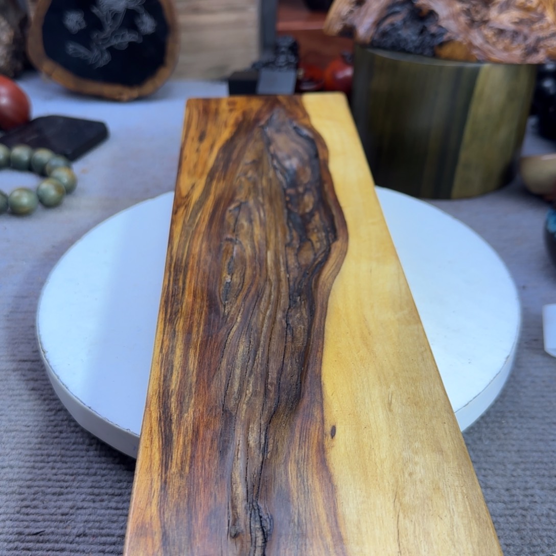 大果紫檀（缅甸花梨）随*