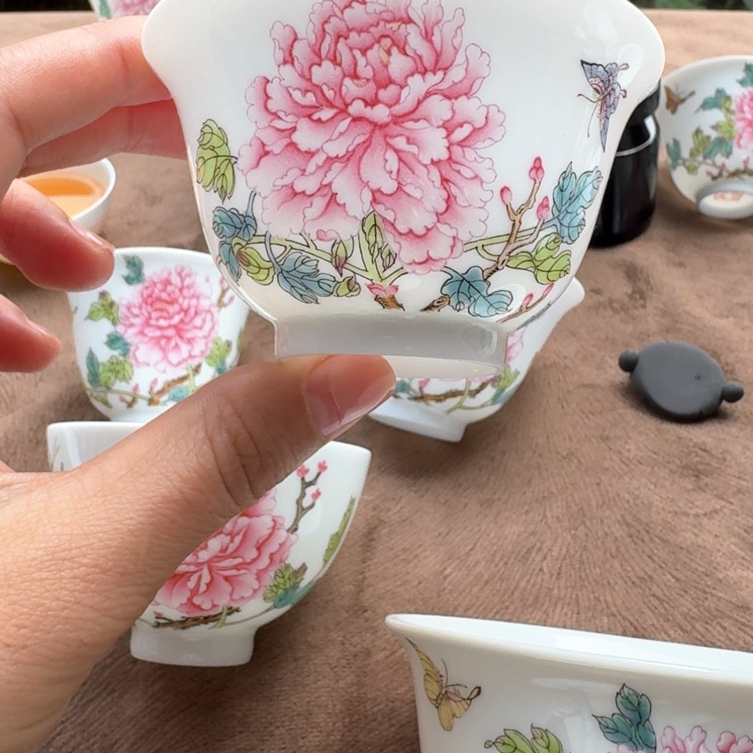 景德镇手绘陶瓷艺术