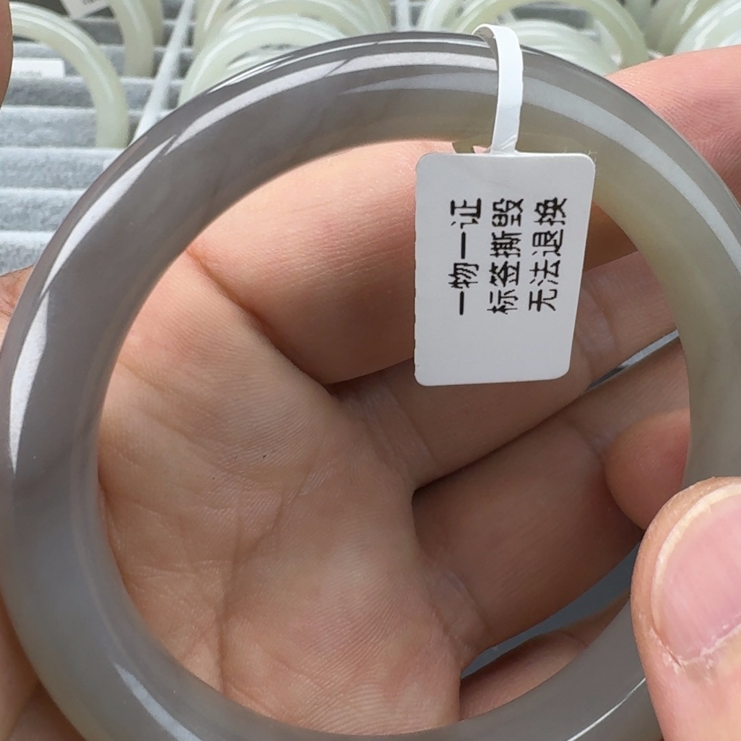 和田玉（糖玉）手镯未镶嵌