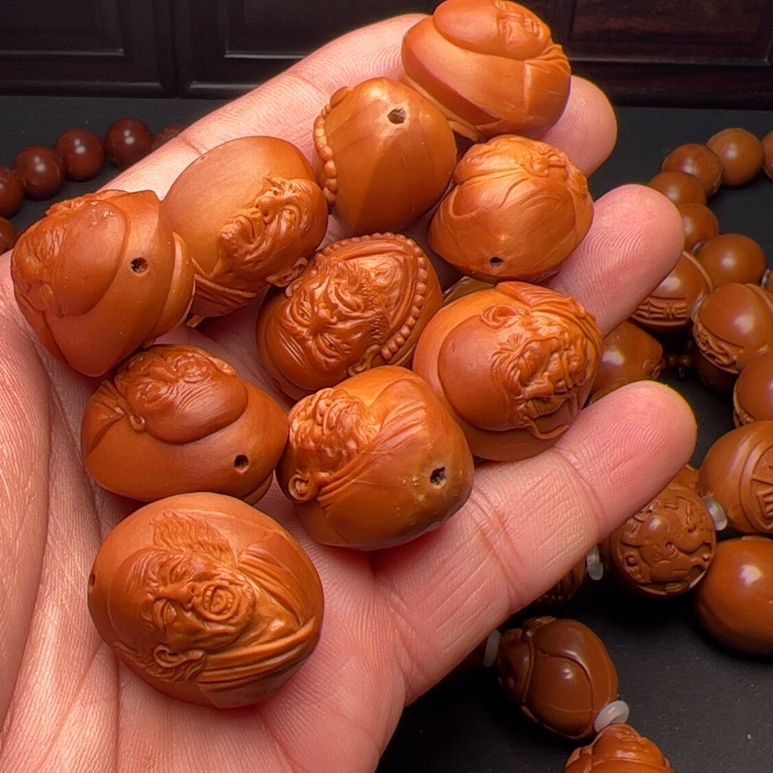 橄榄核手串/手链传*橄榄核雕刻的作品