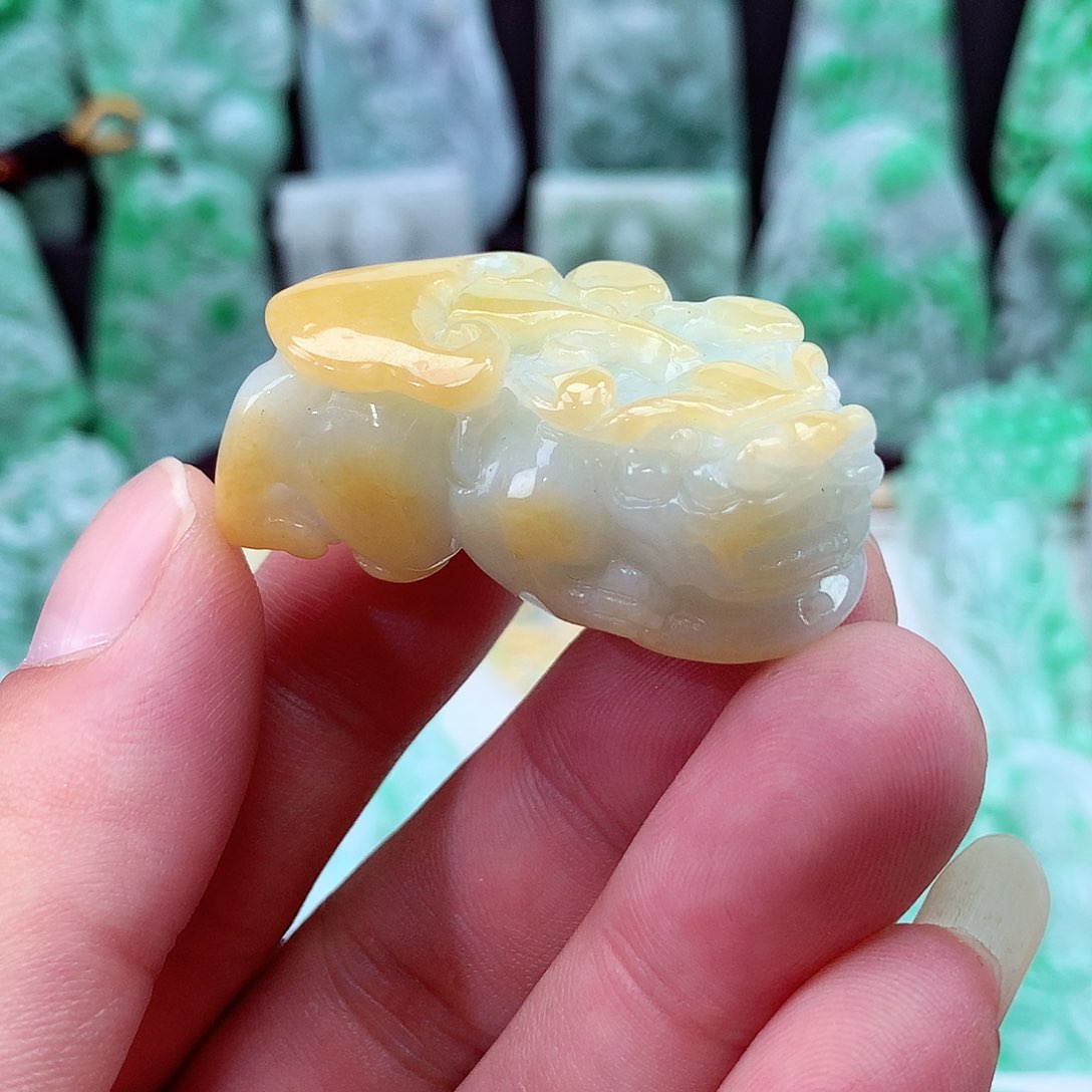翡翠未镶嵌颈饰翡翠吊坠