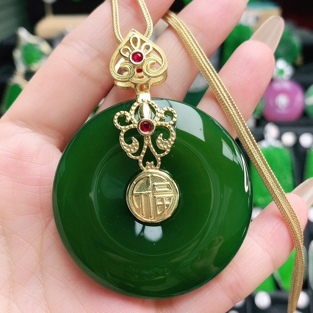 玛瑙/玉髓吊坠未镶嵌