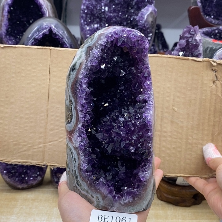 大型摆件（非配饰）未镶嵌水晶