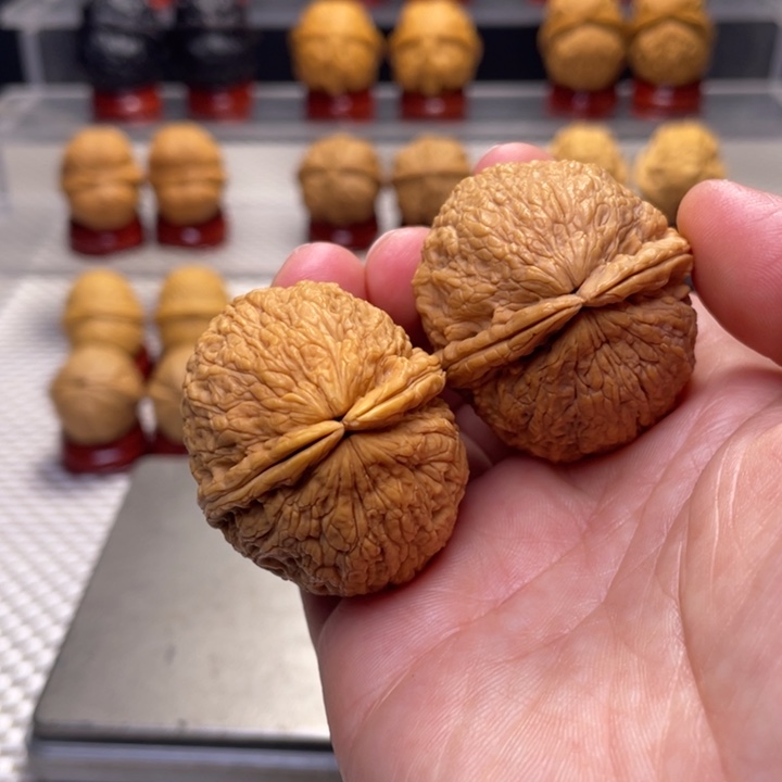 文玩核桃把件18般若佛手