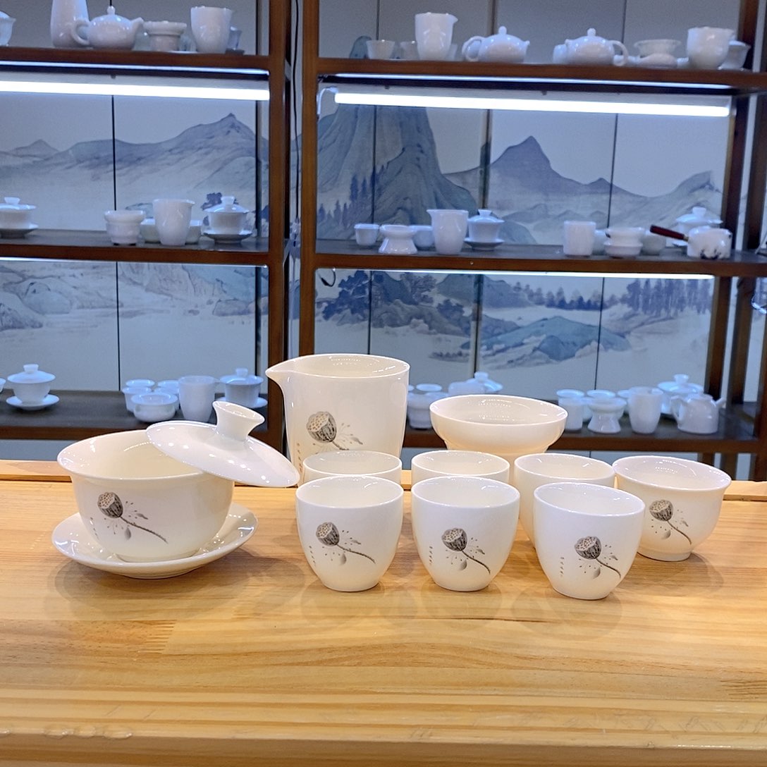 墨城羊脂玉瓷茶具套装