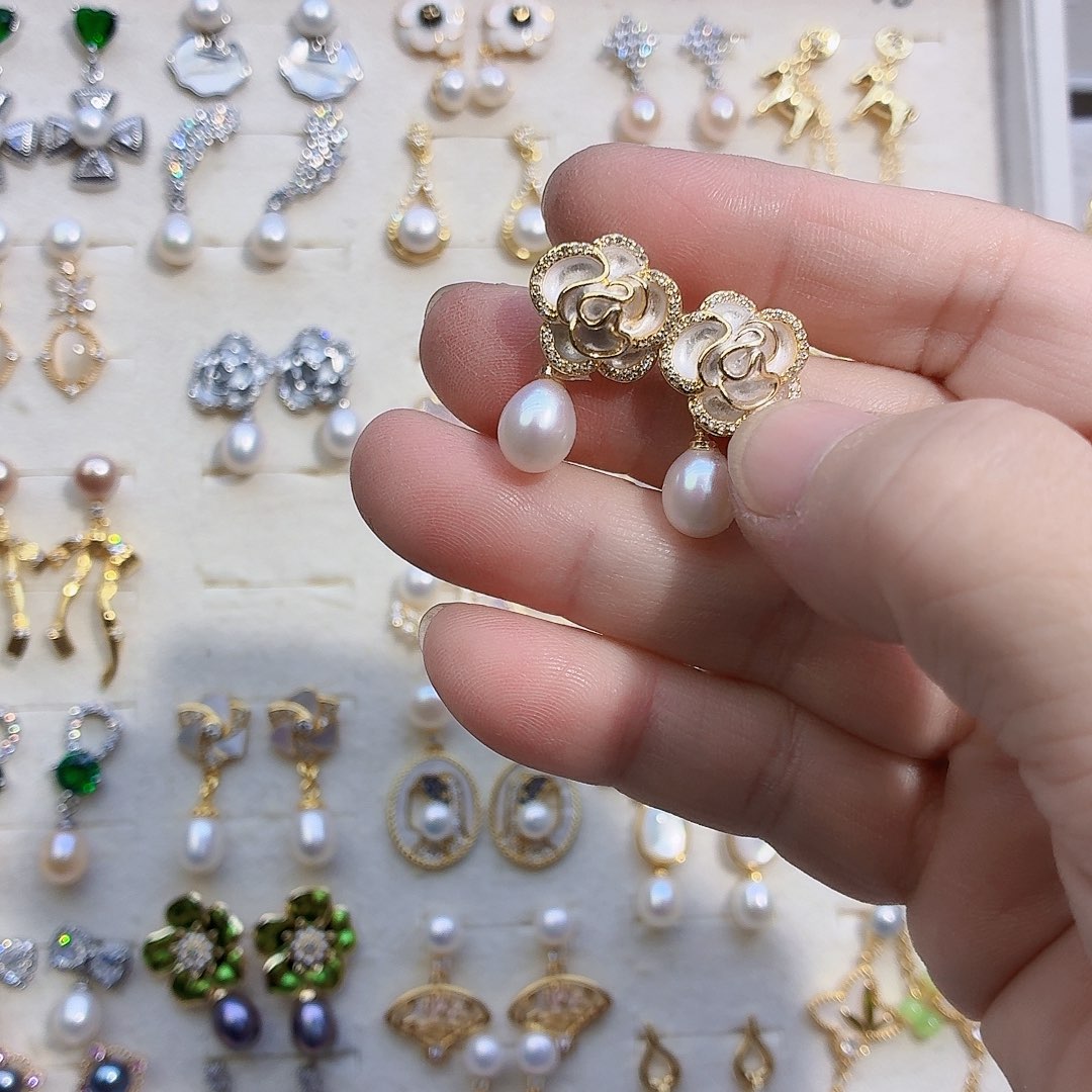 合金淡水珍珠耳饰