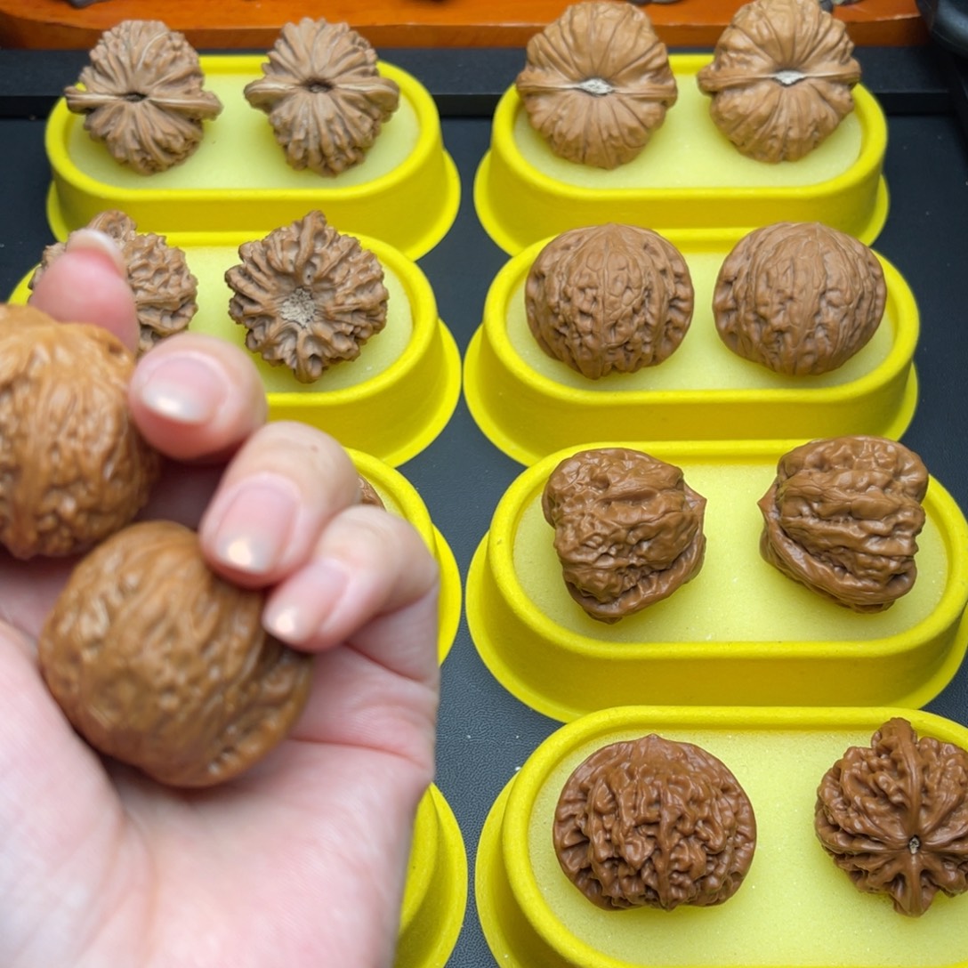 R***r文玩核桃把件38铁锤