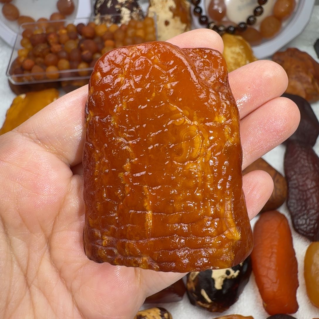 未镶嵌琥珀裸石荔枝皮全是无事牌