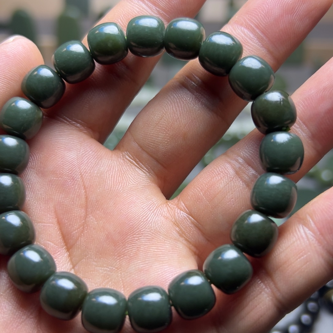 和田玉未镶嵌手链10