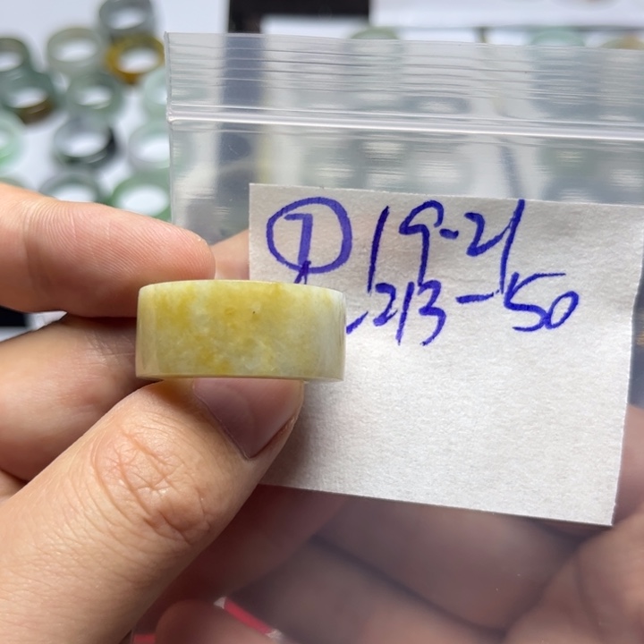 定制翡翠未镶嵌明天