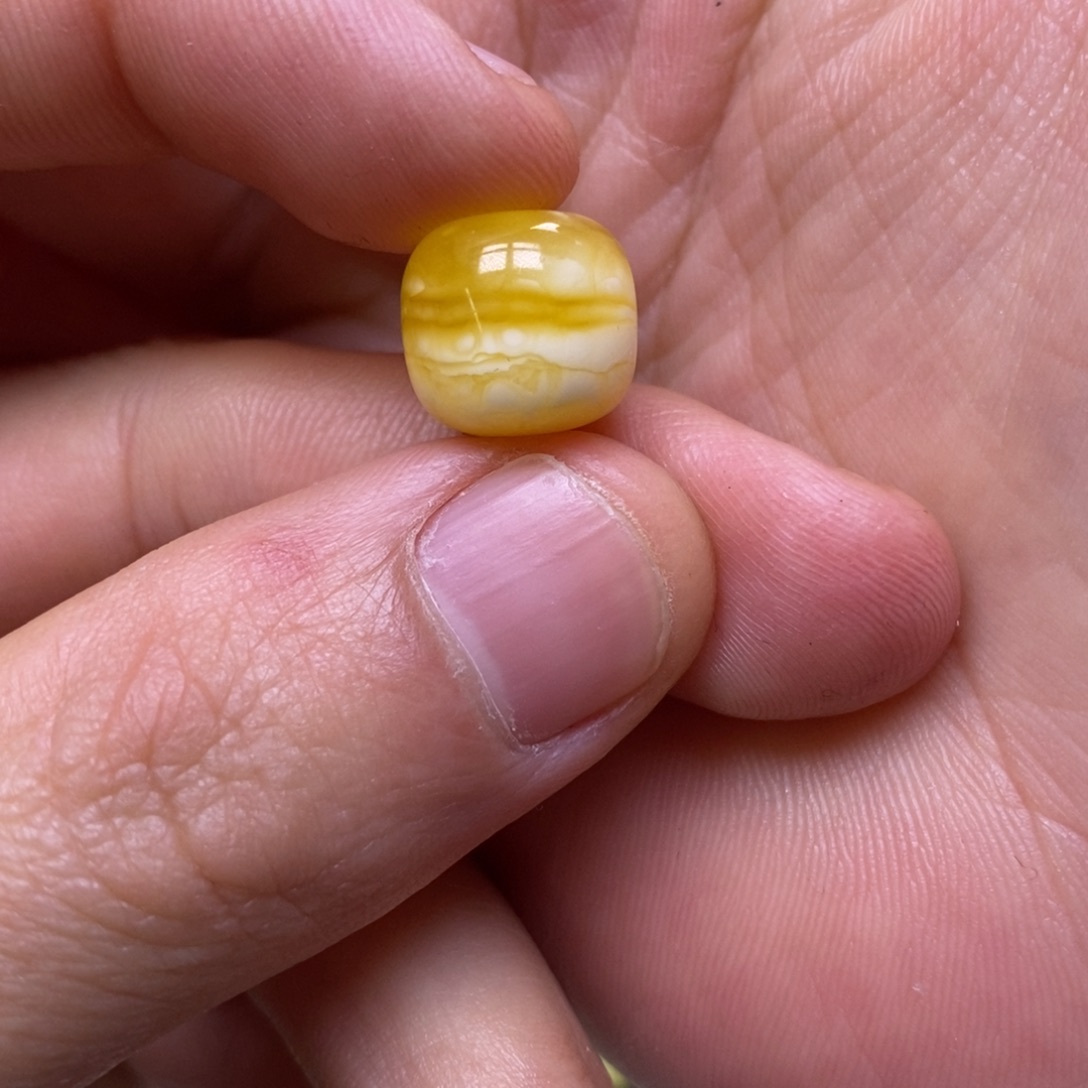 琥珀未镶嵌珠宝奇石秧*阳