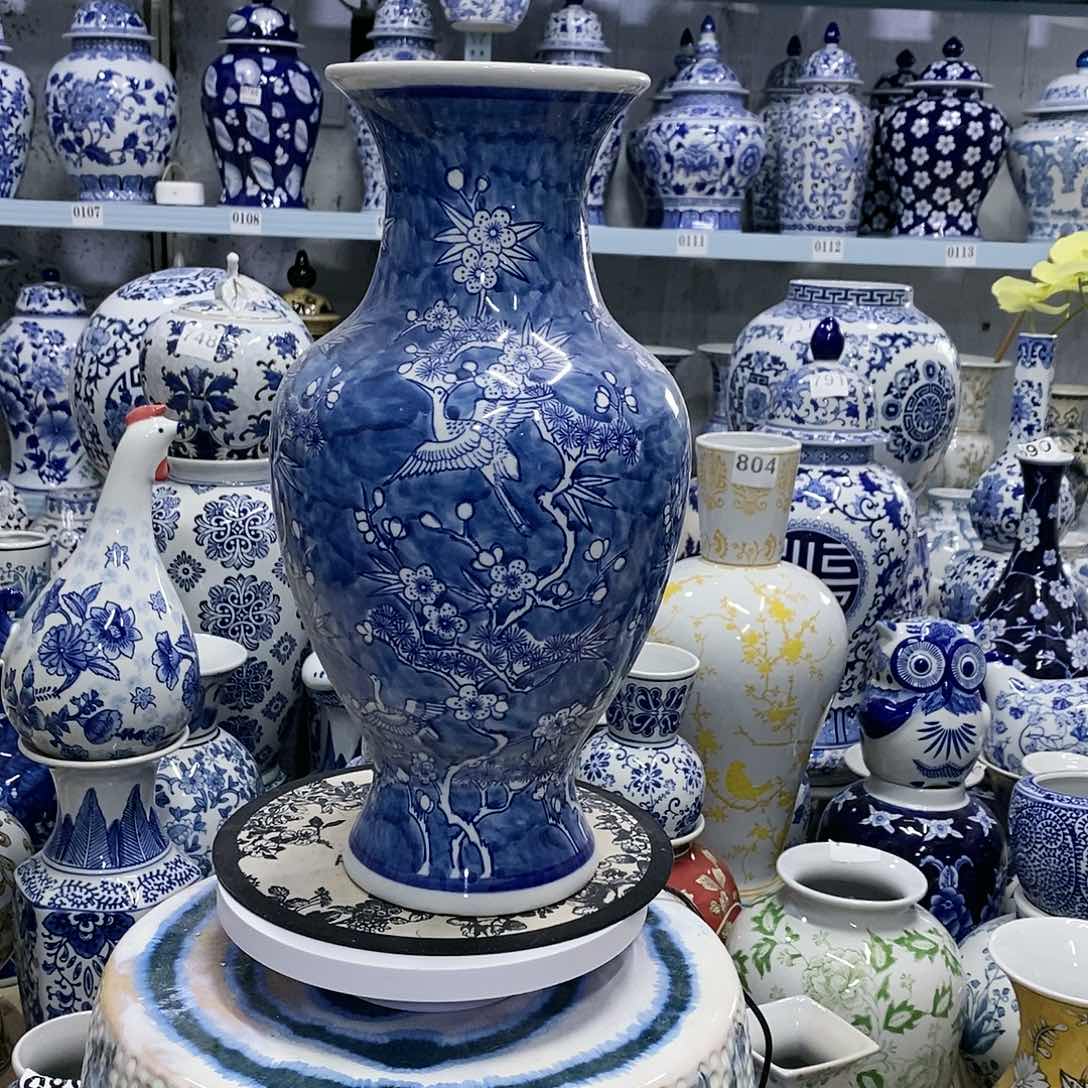 【闪购商品】摆件鱼尾瓶瓷器摆件………………………………