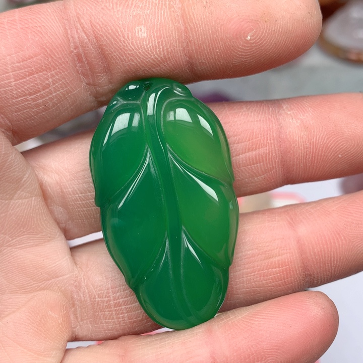 玛瑙/玉髓颈饰未镶嵌彼**伤