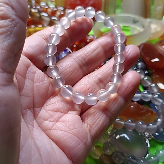 似***初玛瑙/玉髓未镶嵌手链