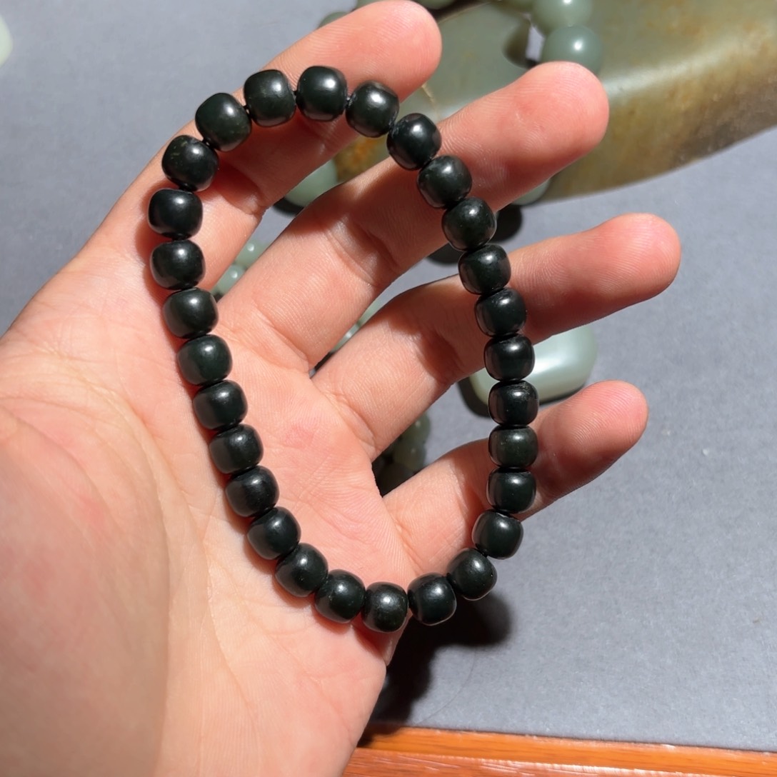 和田玉手链未镶嵌