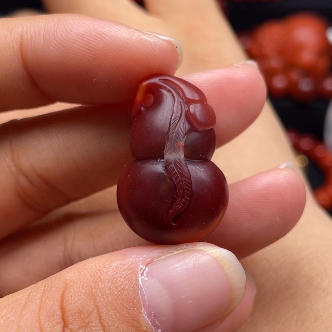 南红玛瑙珠宝奇石未镶嵌吊坠