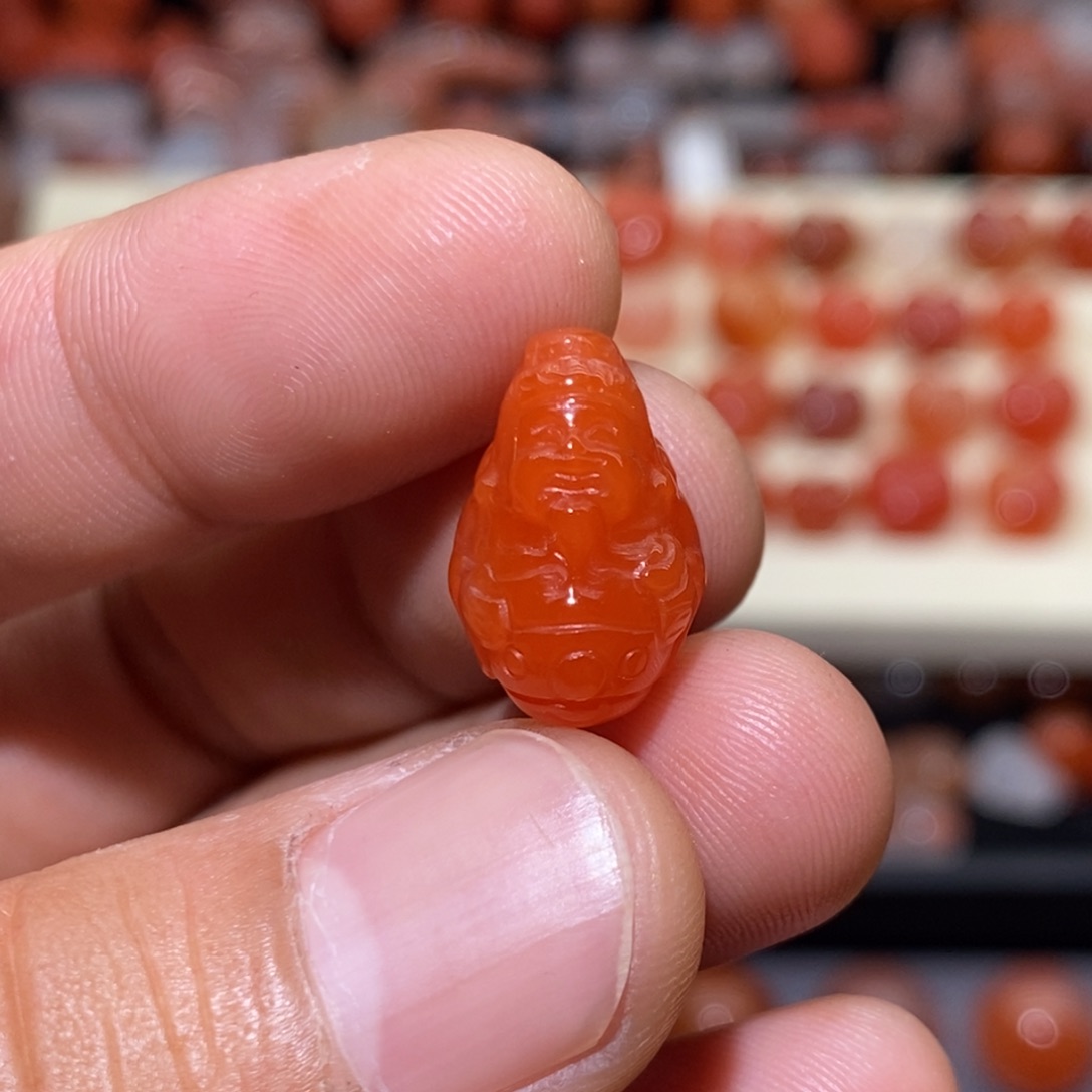 南红玛瑙冰飘未镶嵌财爷爷