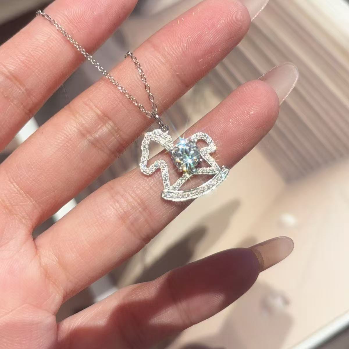 坠链均925银莫桑石 马上有钱莫桑钻吊坠带证书方糖项链