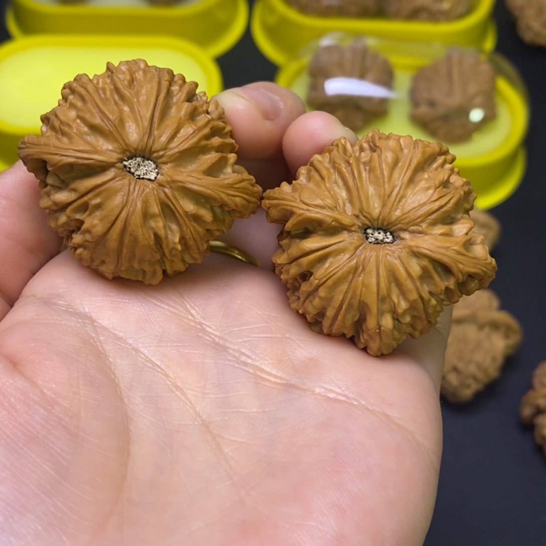 文玩核桃吊坠文玩全品正磨16号